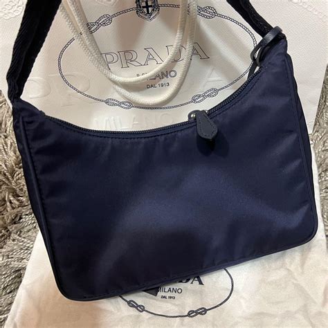 prada hobo malaysia